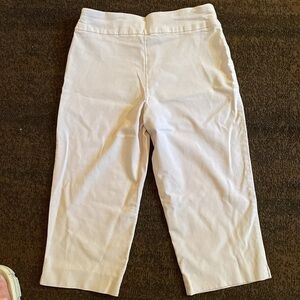 Woman’s Petite Stretch Capri’s